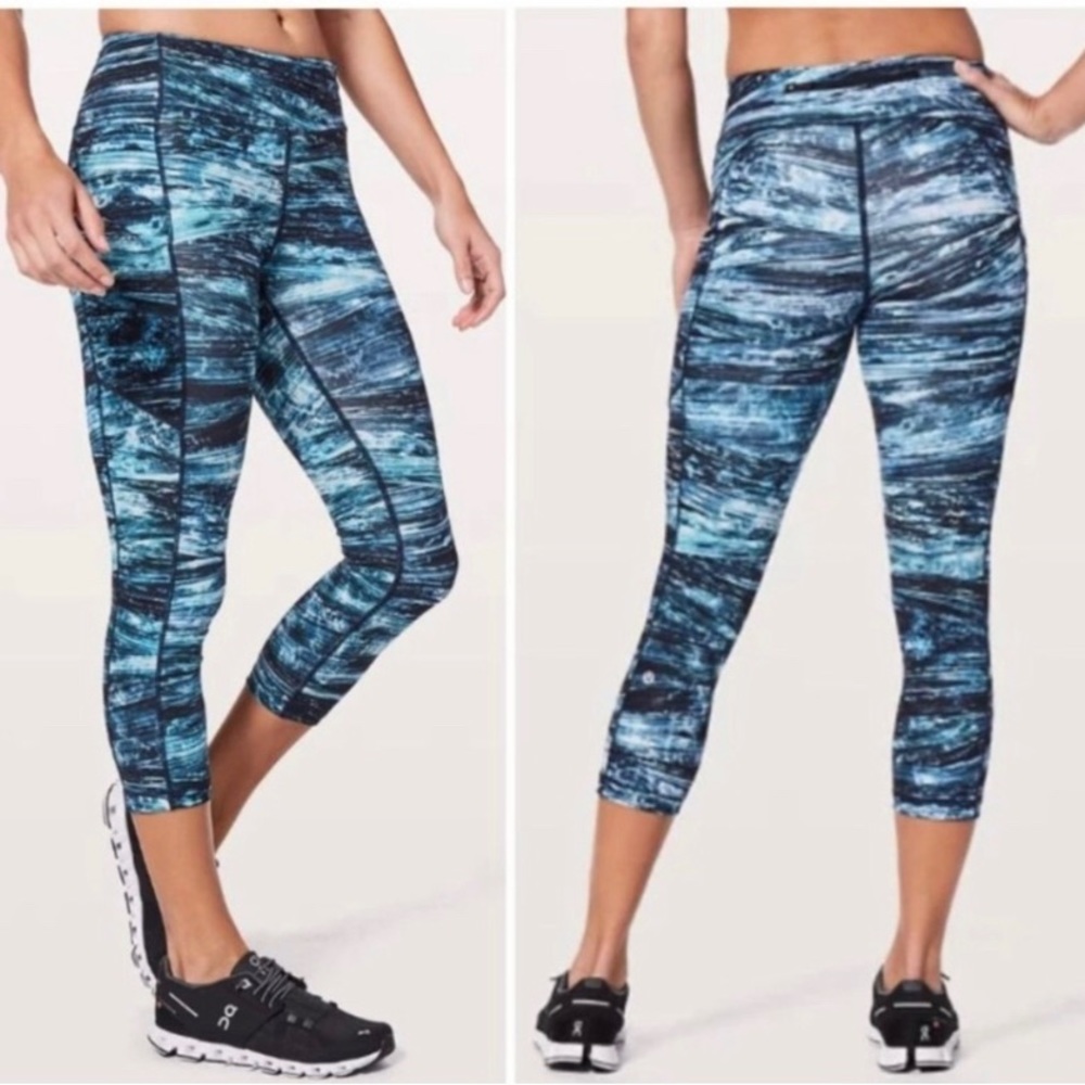 Lululemon speed up crop 21”